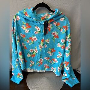 NWT Levi’s tropical hibiscus cropped hoodie. 
Size XL